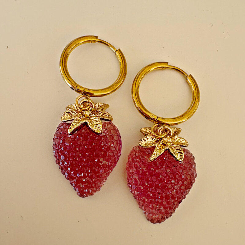 Purple strawberry hoops