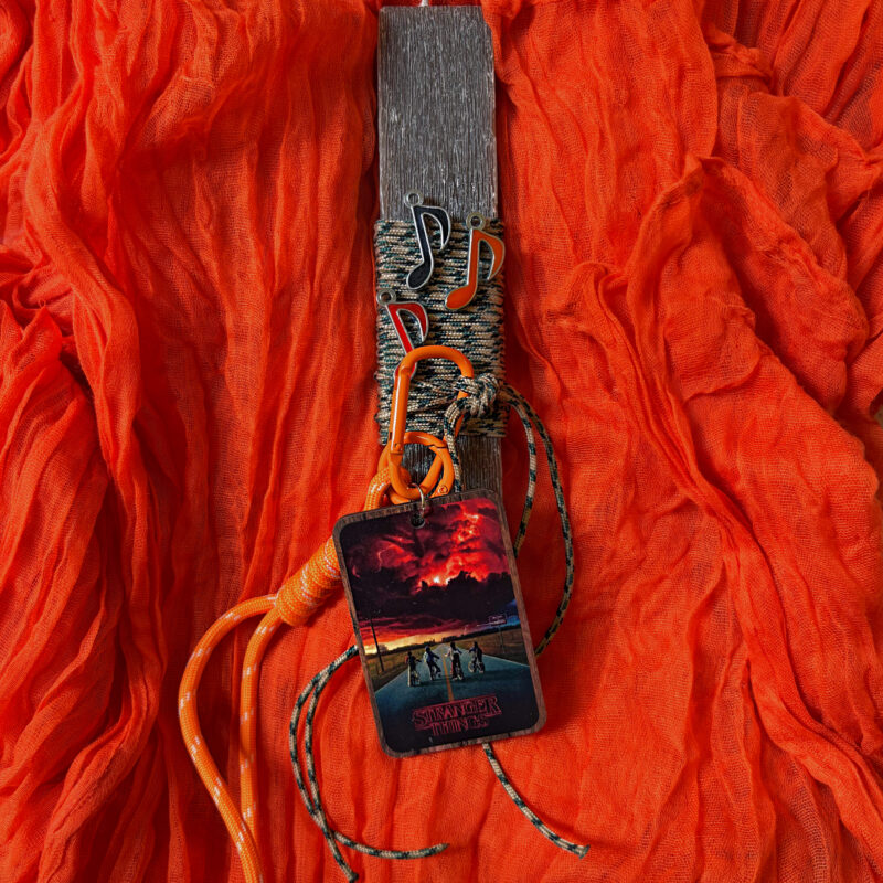 Λαμπάδα “stranger things”