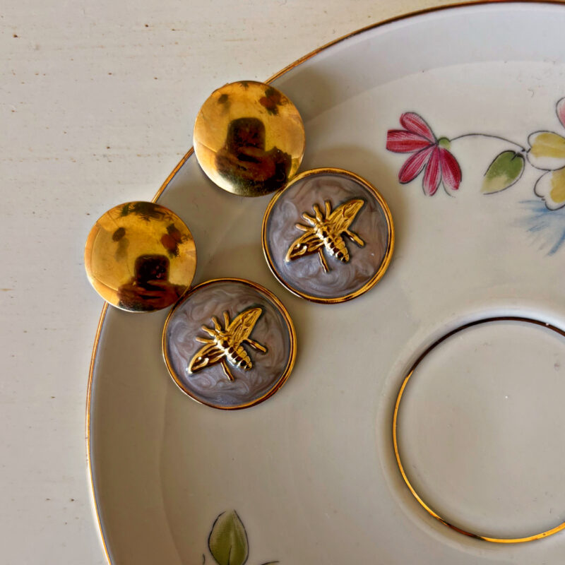Bee queen earrings